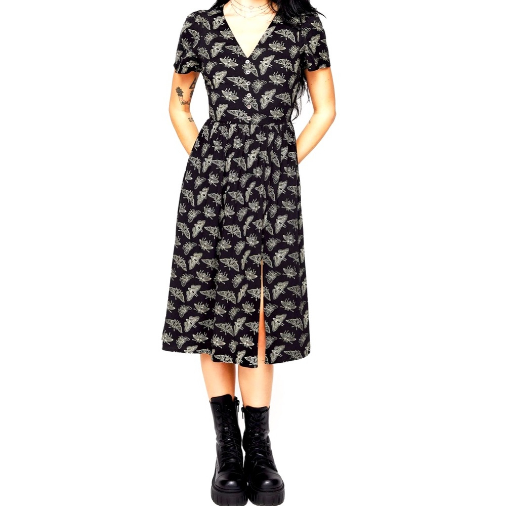 NWOT Disturbia Mortmoth Short Sleeve Midi Dress.